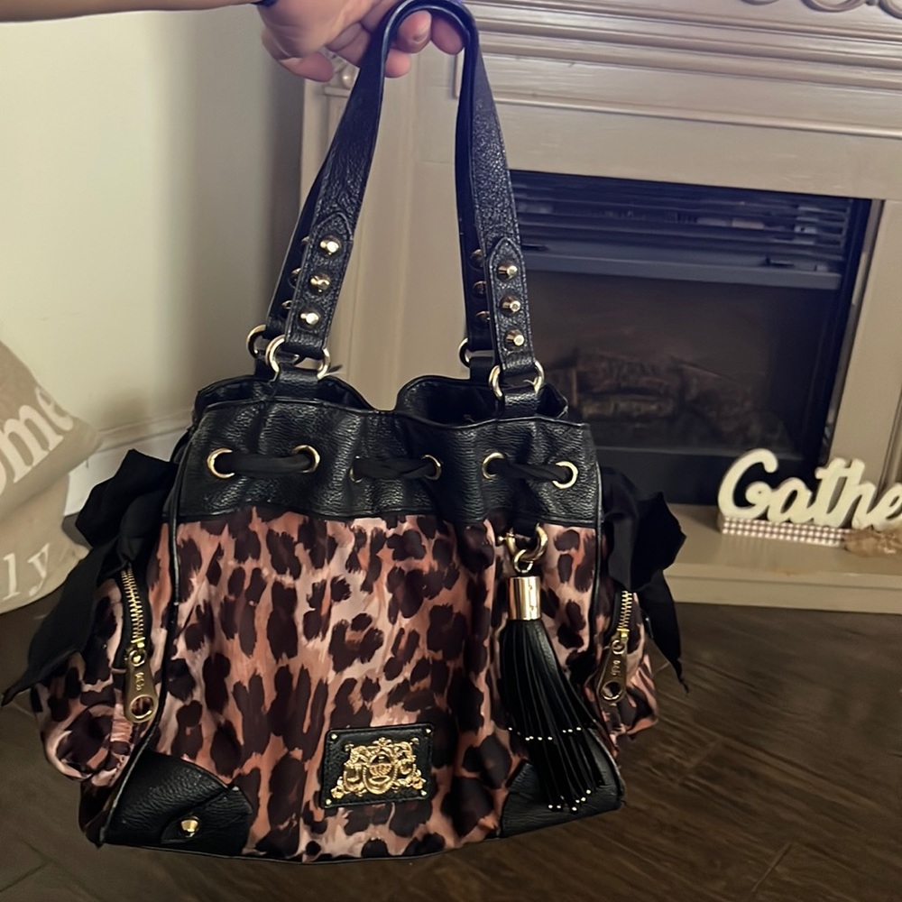 Juicy couture Daydreamer handbag  really nice !
